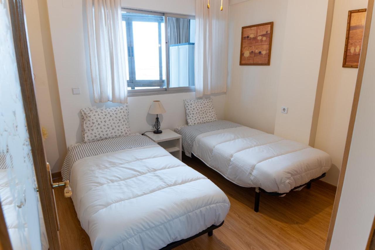 Anna Sun Holiday Apt Μπένιντορμ Εξωτερικό φωτογραφία